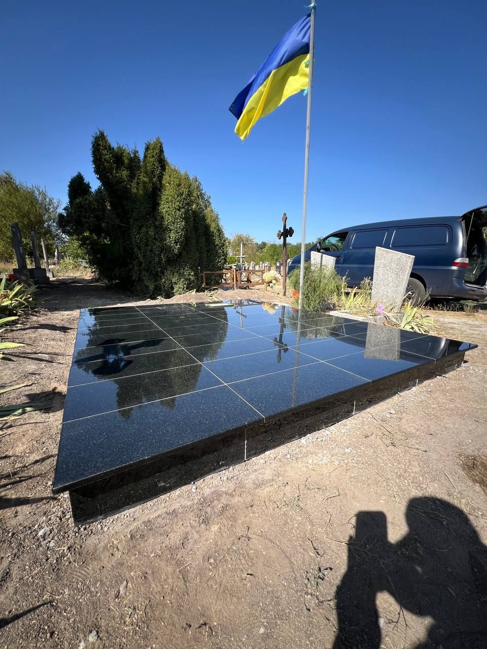 Майданчик під пам'ятник із граніту від - Зображення 12